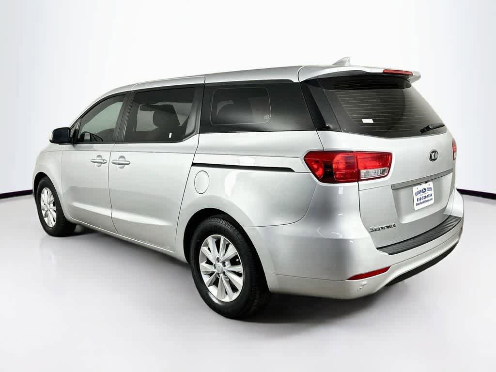 Used 2018 Kia Sedona L FWD image 4