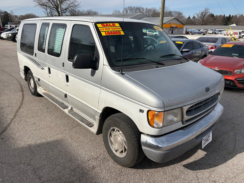 Used 2002 Ford E-150 and Econoline 150 video 1
