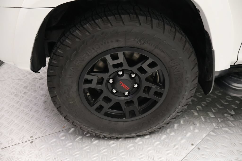 Used 2019 Toyota 4Runner SR5 Premium RWD image 4