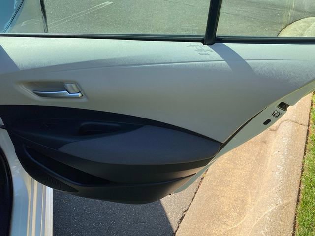 Used 2020 Toyota Corolla L FWD image 33