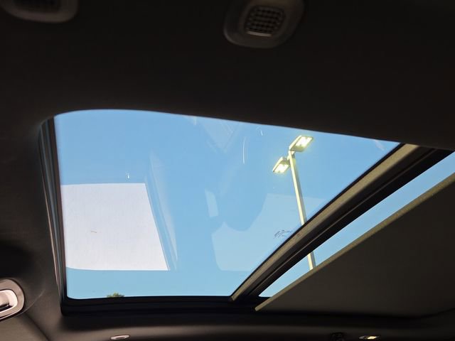 Used 2023 RAM 1500 Limited w/ Body Color Bumper Group image 14