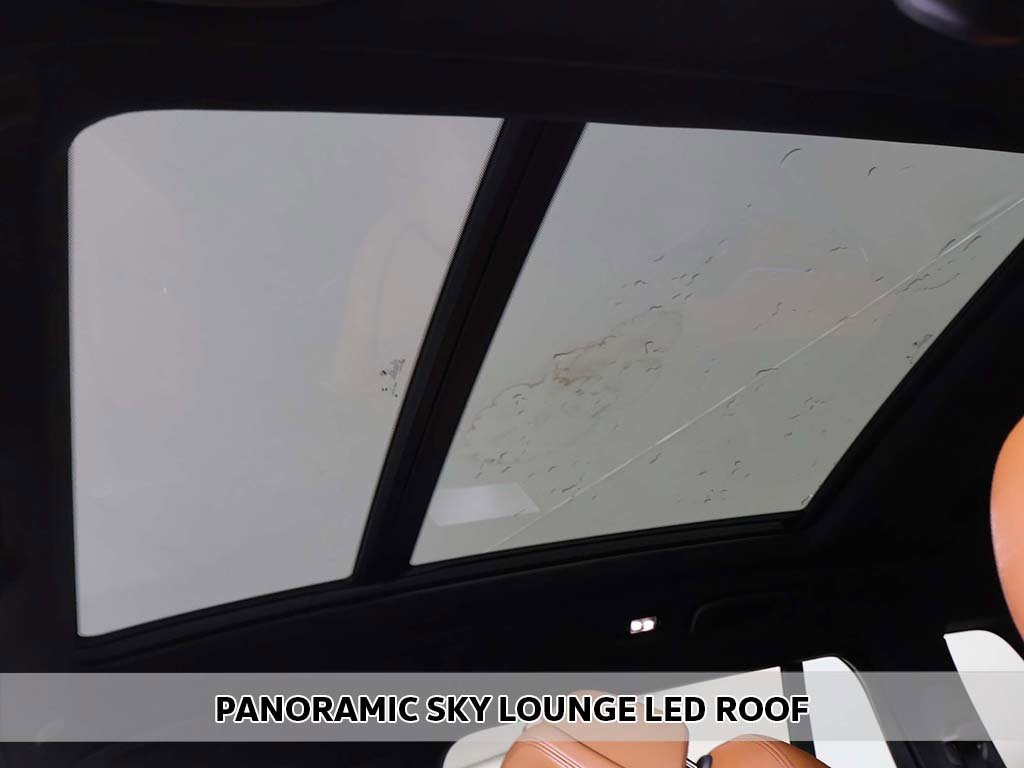 Used 2024 BMW X7 M60i image 4