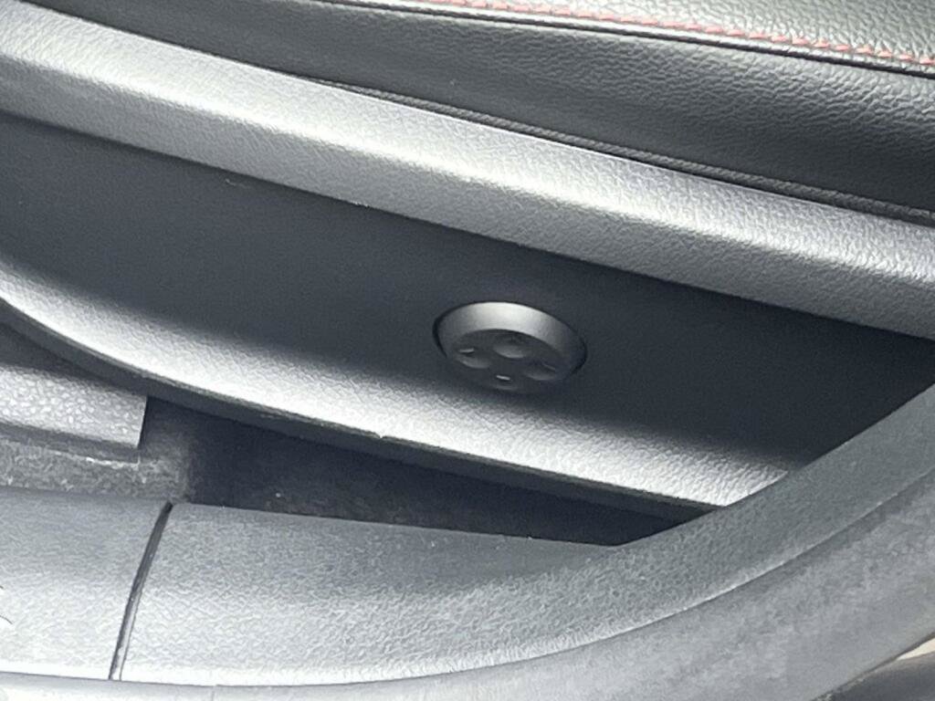 Certified 2024 Mercedes-Benz CLA 250 4MATIC image 17