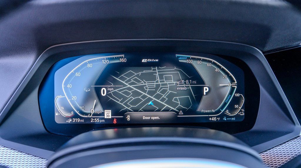 Used 2023 BMW X5 xDrive45e w/ Executive Package image 9