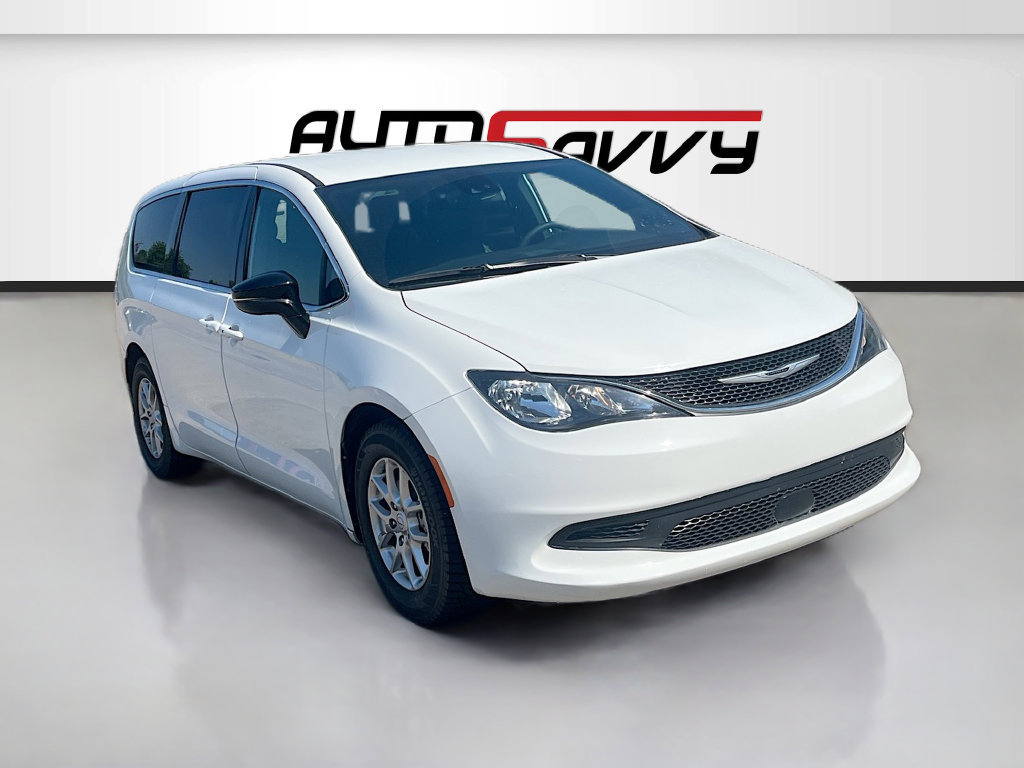 Used 2025 Chrysler Voyager LX