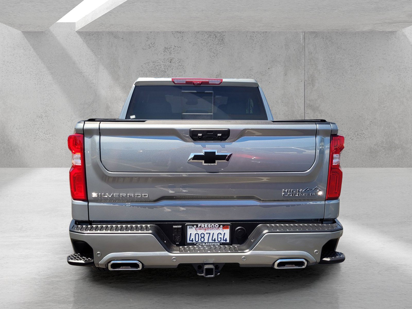Used 2025 Chevrolet Silverado 1500 High Country AWD/4WD image 6