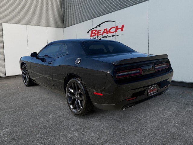 Used 2022 Dodge Challenger SXT w/ Blacktop Package image 11