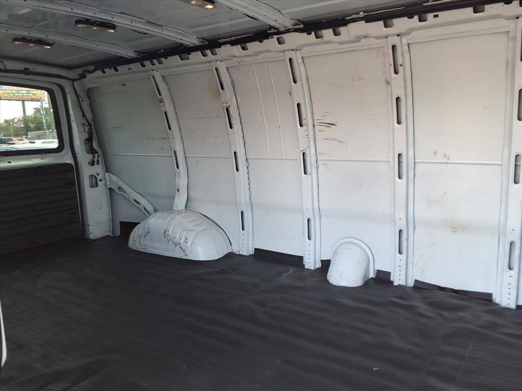 Used 2020 Chevrolet Express 2500 Extended w/ Enhanced Convenience Package RWD image 12