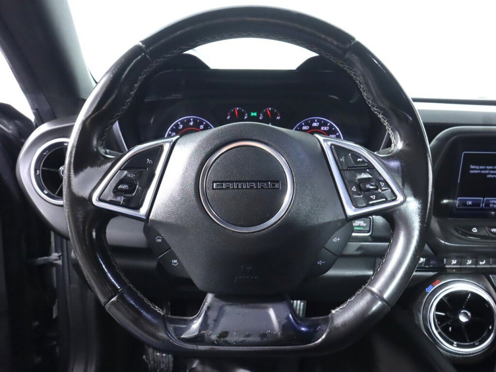 Used 2016 Chevrolet Camaro LT w/ Technology Package image 10