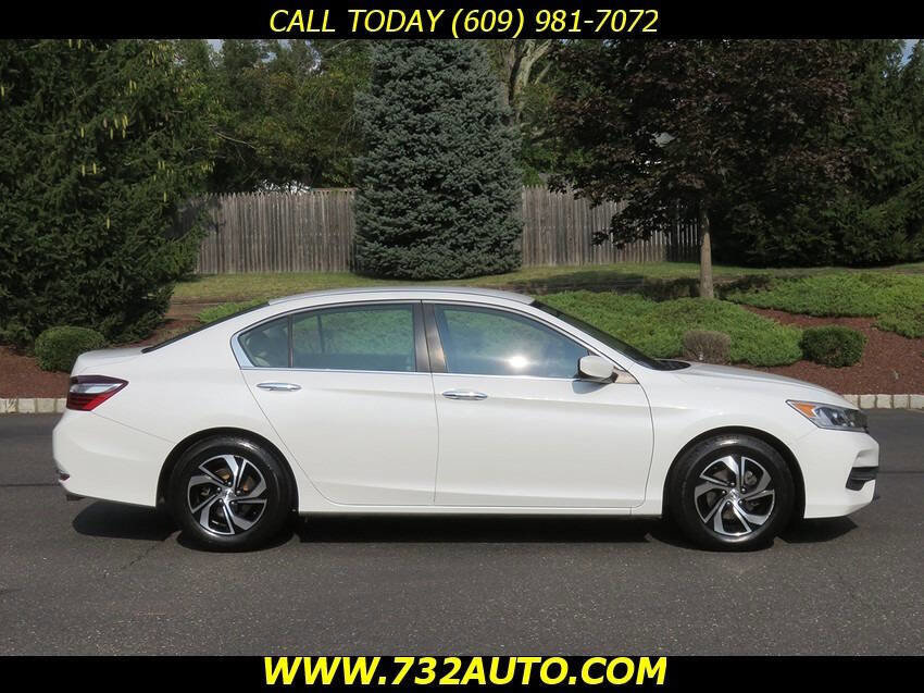 Used 2017 Honda Accord LX image 4