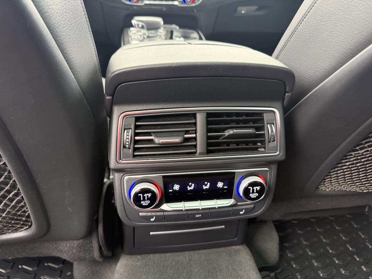 Used 2017 Audi Q7 3.0T Prestige image 12