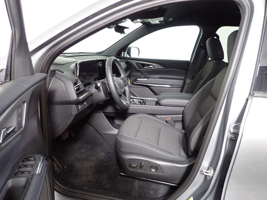 New 2026 Chevrolet Traverse LT w/ Midnight/Sport Edition image 18