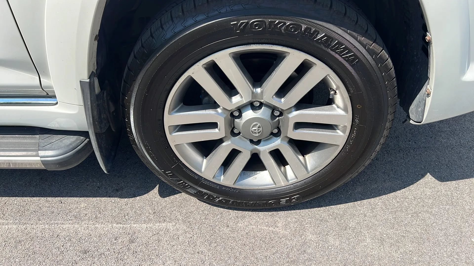 Used 2013 Toyota 4Runner Limited AWD/4WD image 39