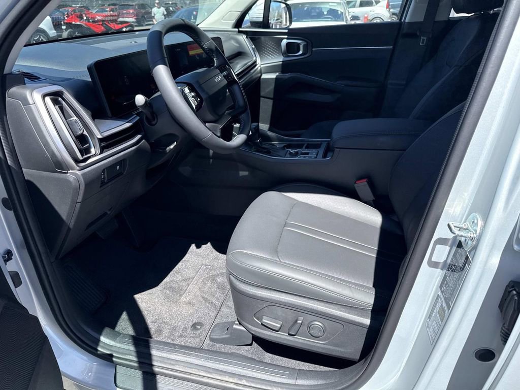 New 2026 Kia Sorento S AWD/4WD image 8