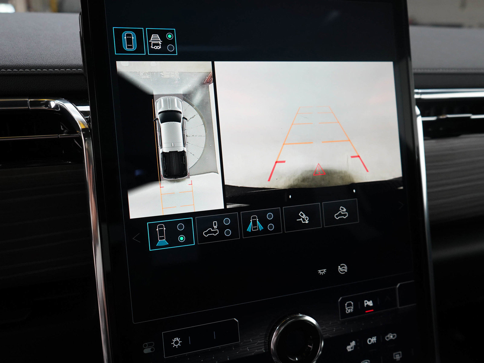 Used 2025 GMC Sierra EV Denali image 23