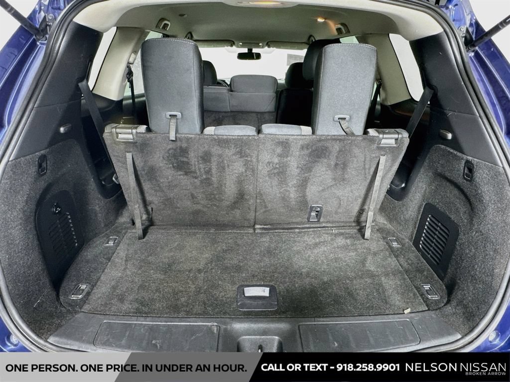 Used 2019 Nissan Pathfinder SV AWD/4WD image 23