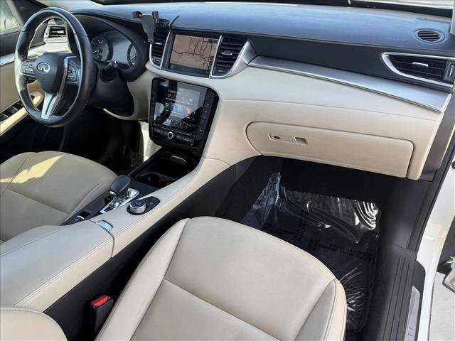Used 2020 INFINITI QX50 Luxe w/ Navigation Package image 13