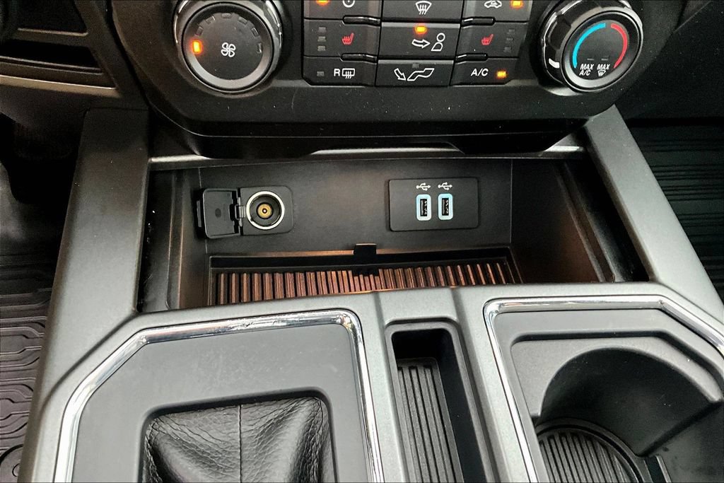 Used 2016 Ford F150 XLT w/ Equipment Group 302A Luxury AWD/4WD image 19