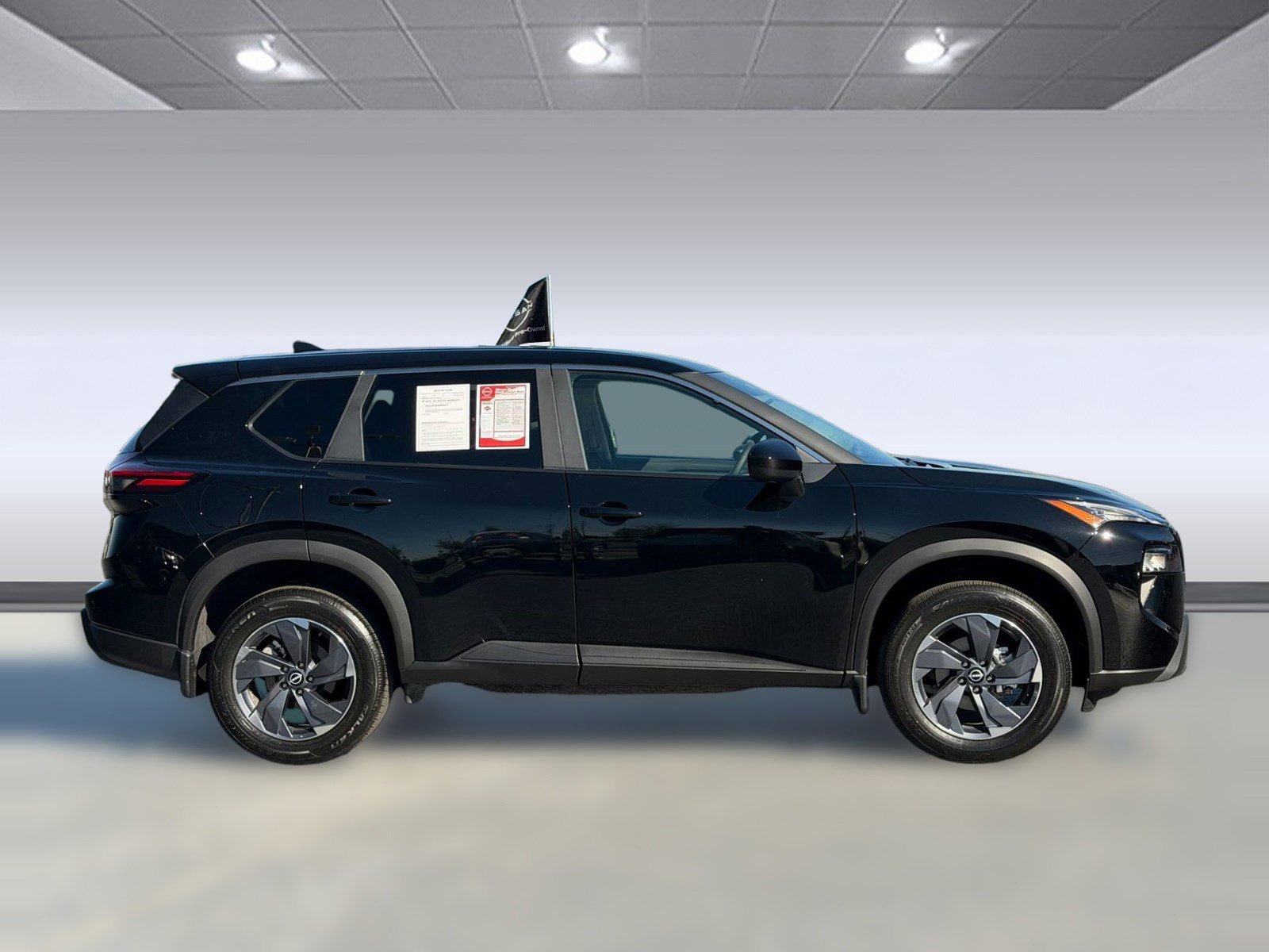 Certified 2026 Nissan Rogue SV image 8