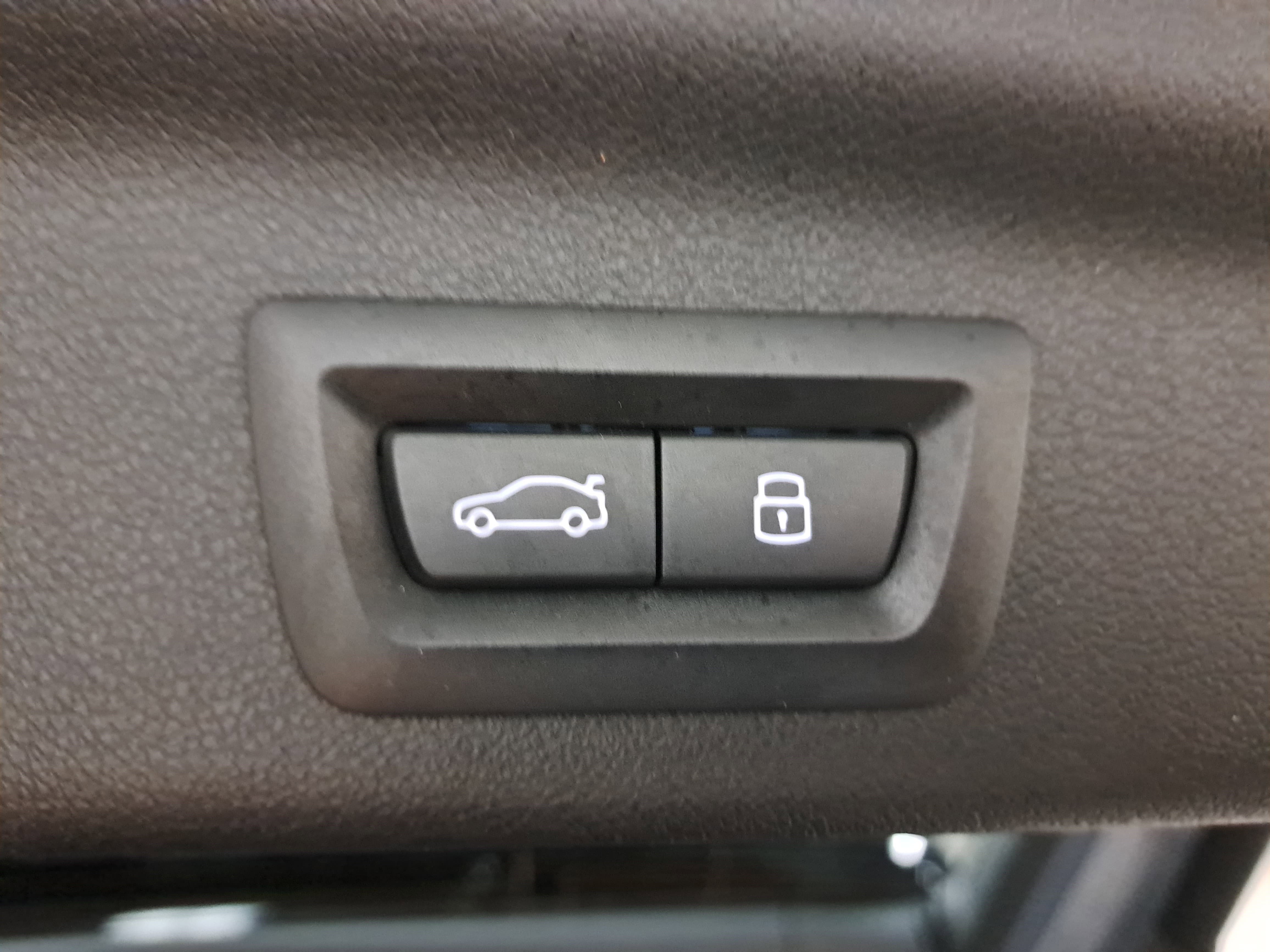 Used 2025 BMW X1 xDrive28i image 14