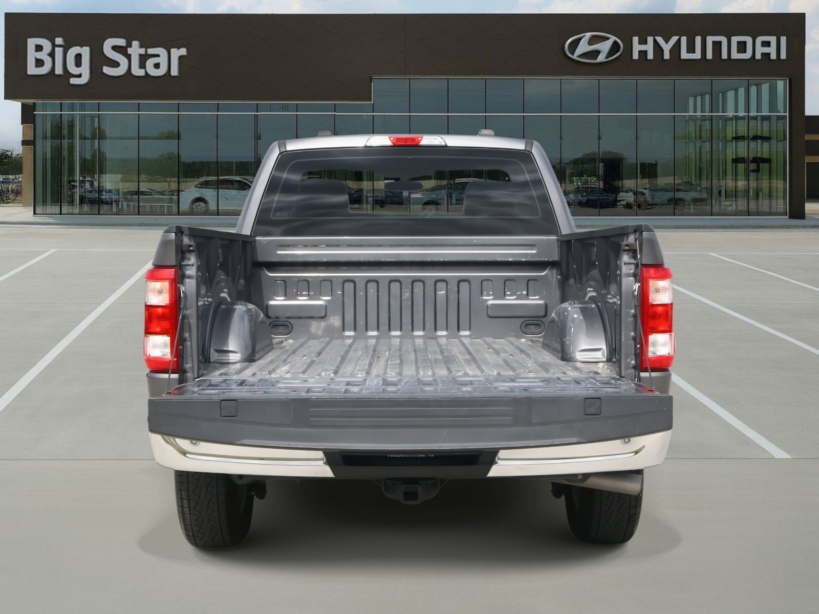 Used 2022 Ford F150 XL w/ Equipment Group 101A High image 8