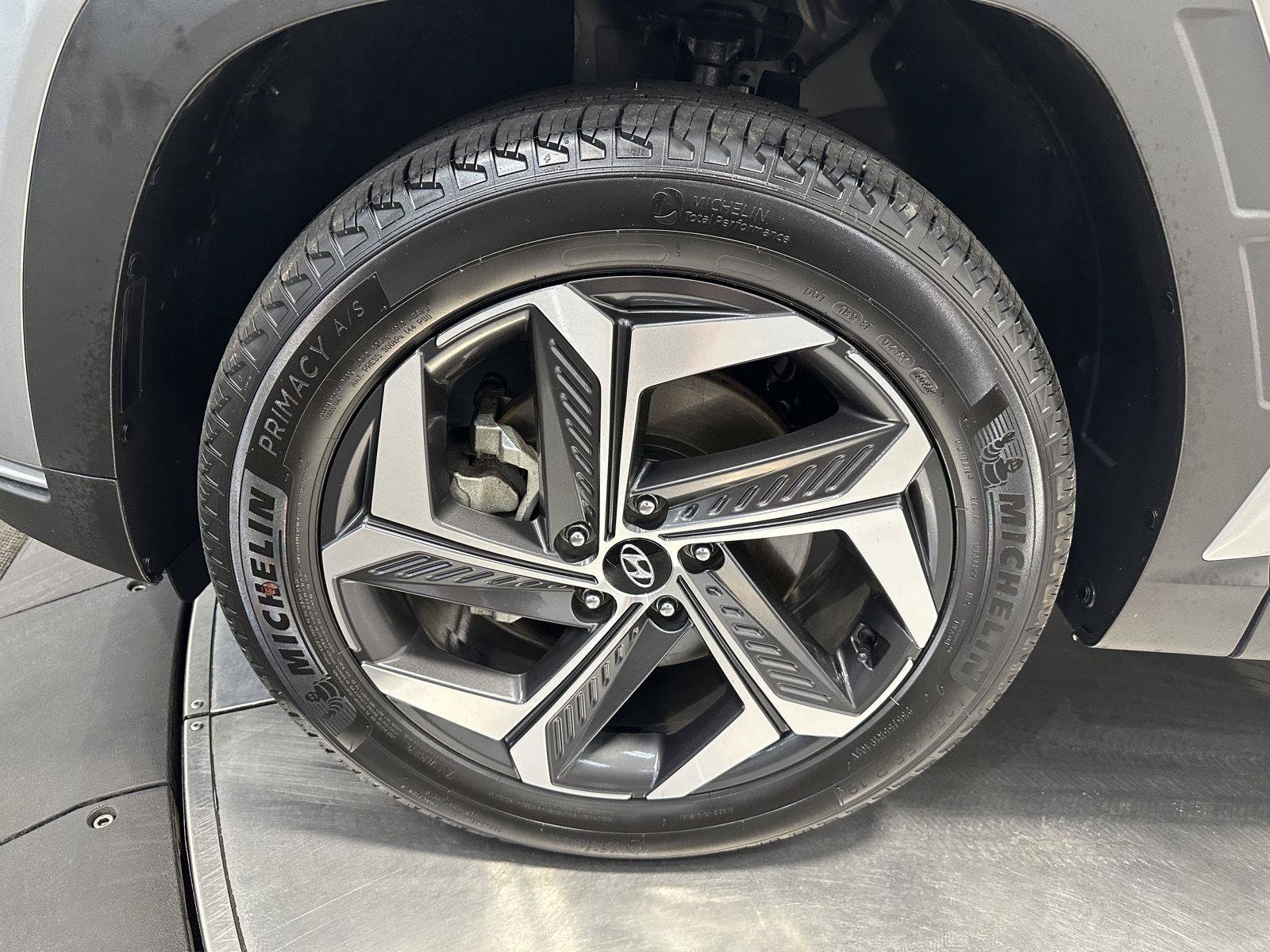 Certified 2024 Hyundai Tucson SEL w/ Convenience Package AWD/4WD image 9