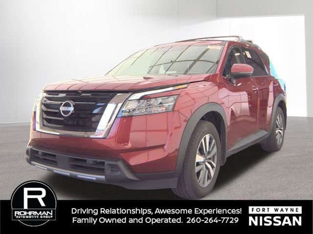 Used 2024 Nissan Pathfinder SL