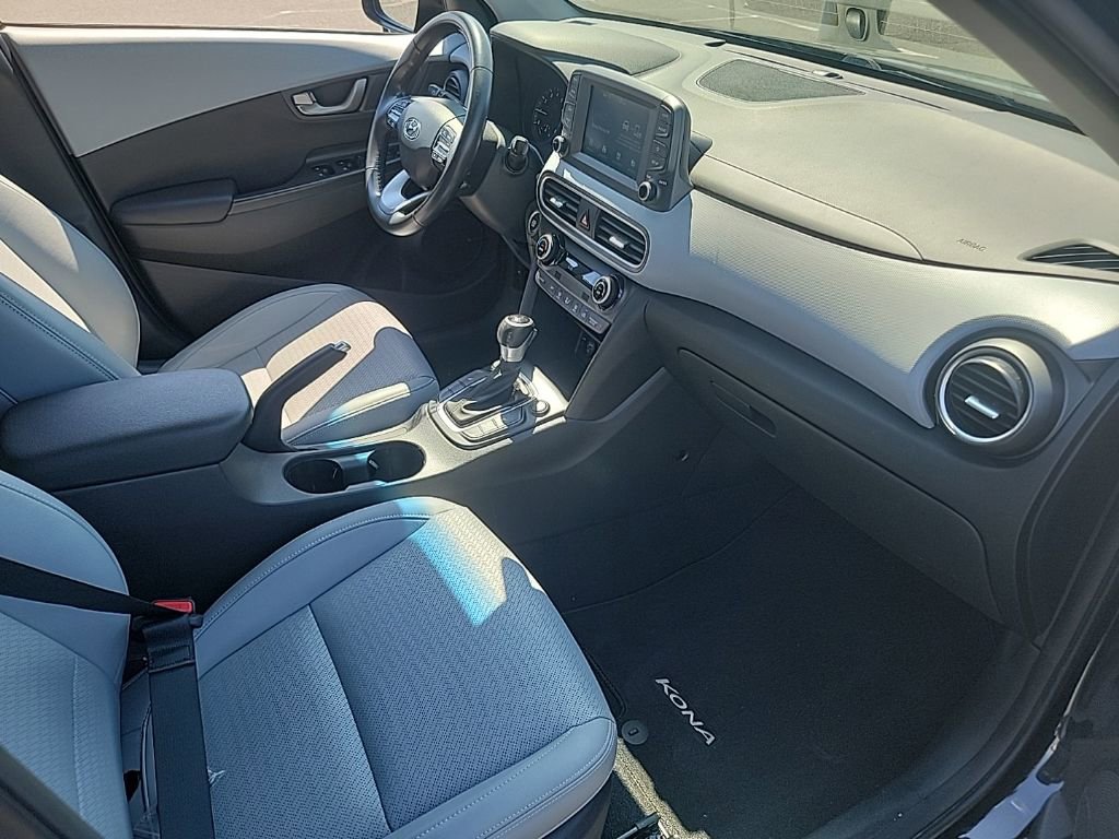 Used 2021 Hyundai Kona Limited AWD/4WD image 12