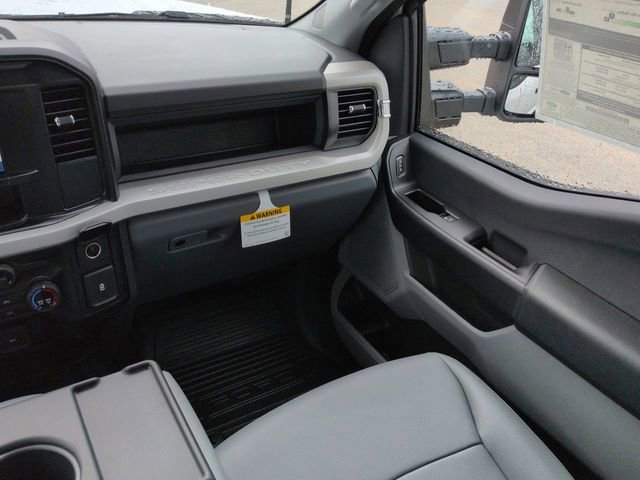 New 2026 Ford F250 XL image 17