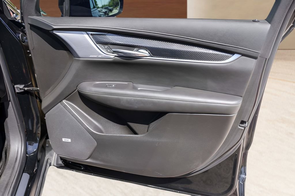 Certified 2023 Cadillac XT6 Sport w/ Technology Package image 32