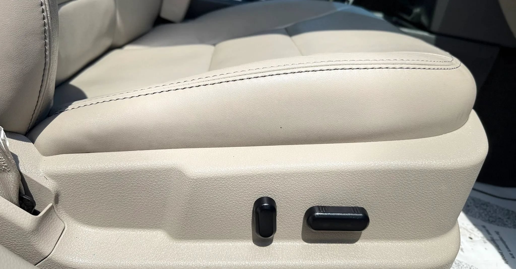 Used 2011 Ford Fusion SEL FWD image 37