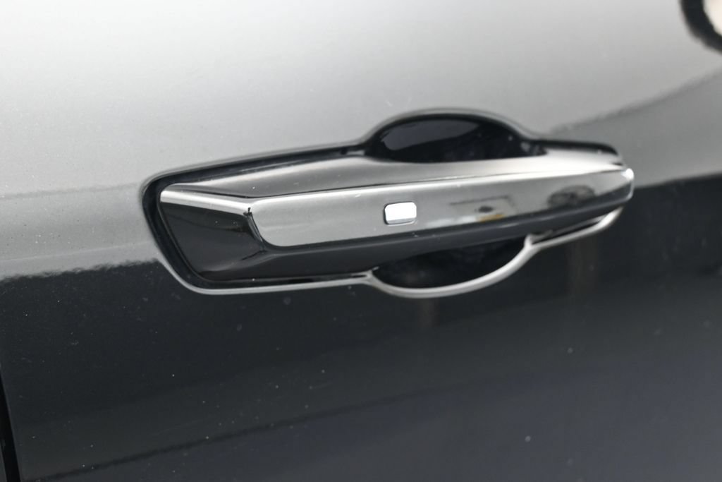 Used 2026 Chevrolet Equinox LT FWD image 36