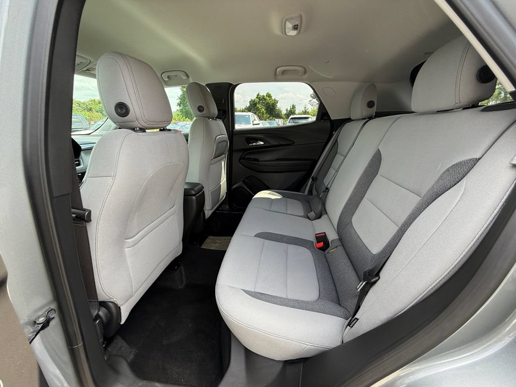 Used 2024 Chevrolet TrailBlazer LT AWD/4WD image 20