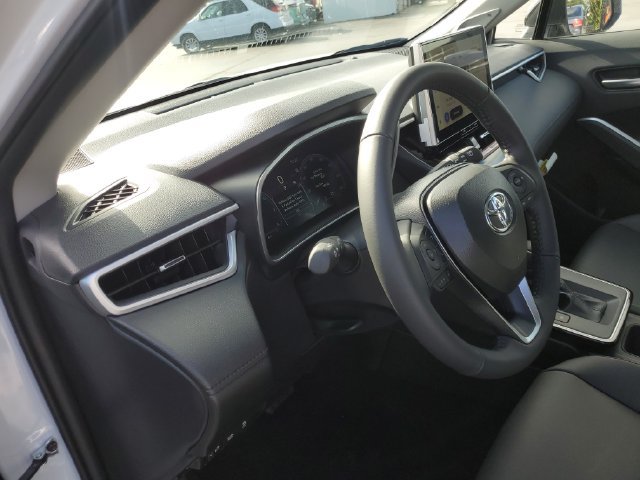 New 2026 Toyota Corolla Cross XLE w/ Convenience Package FWD image 19