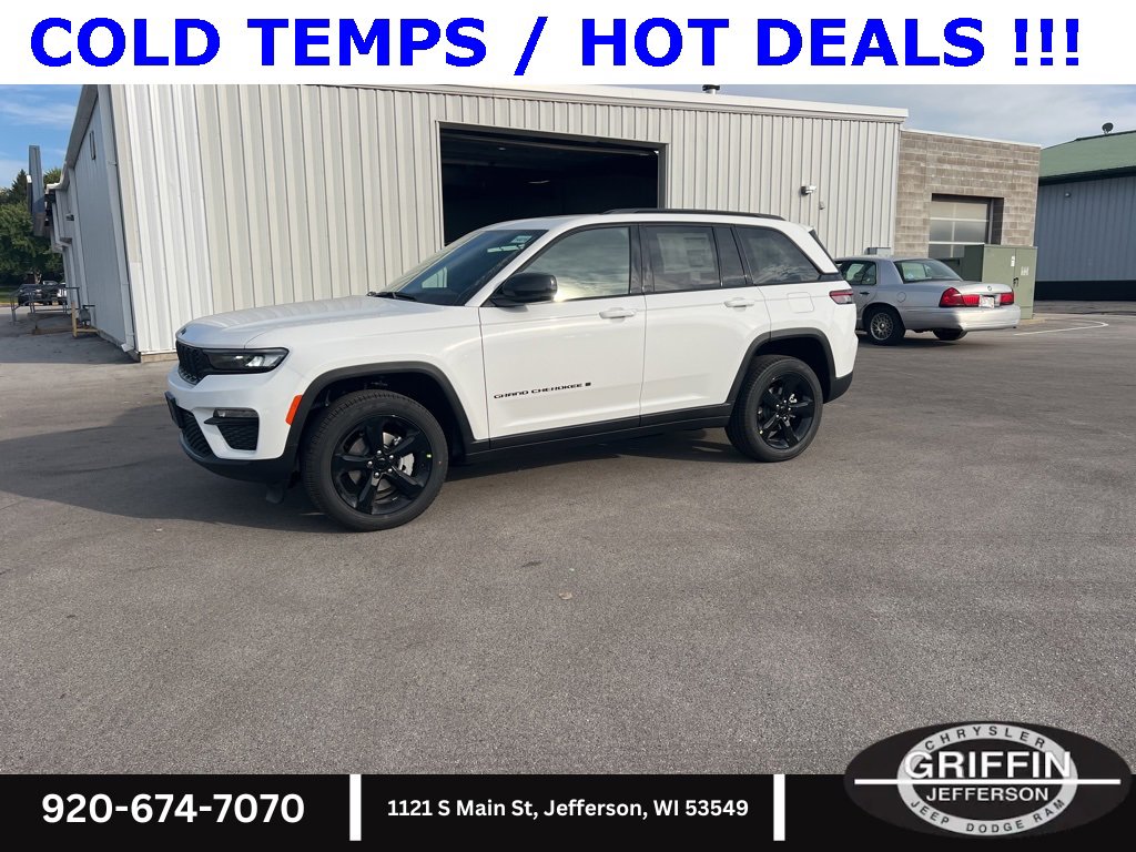 New 2025 Jeep Grand Cherokee Limited w/ Black Appearance Package