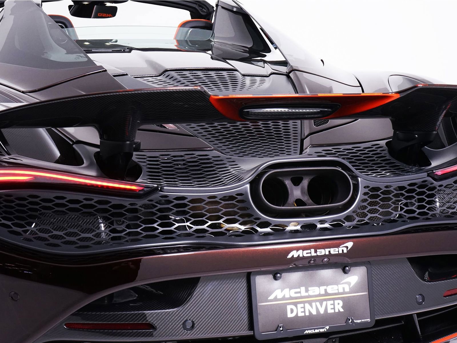 Used 2024 McLaren 750S Spider image 22