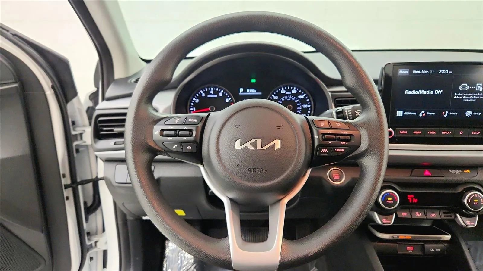 Used 2023 Kia Rio S w/ Technology Package image 32