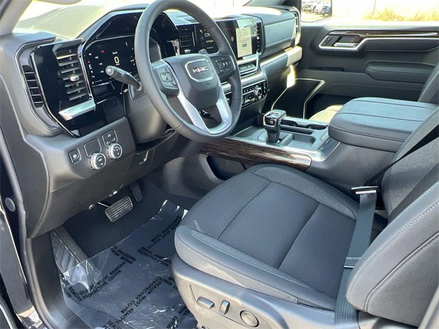New 2026 GMC Sierra 1500 Elevation w/ LPO, Elevation Black Package image 9