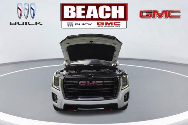 Used 2024 GMC Yukon AT4 w/ Technology Package image 9