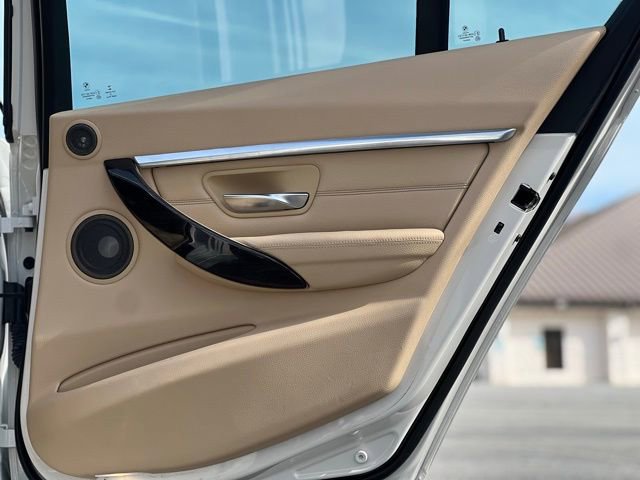 Used 2016 BMW 340i Sedan image 19