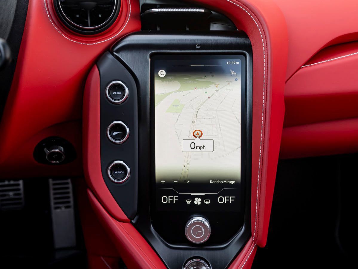 Used 2024 McLaren 750S Spider image 21