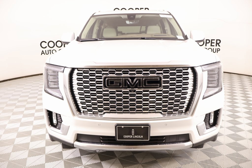 Used 2021 GMC Yukon XL Denali w/ Denali Ultimate Package image 9