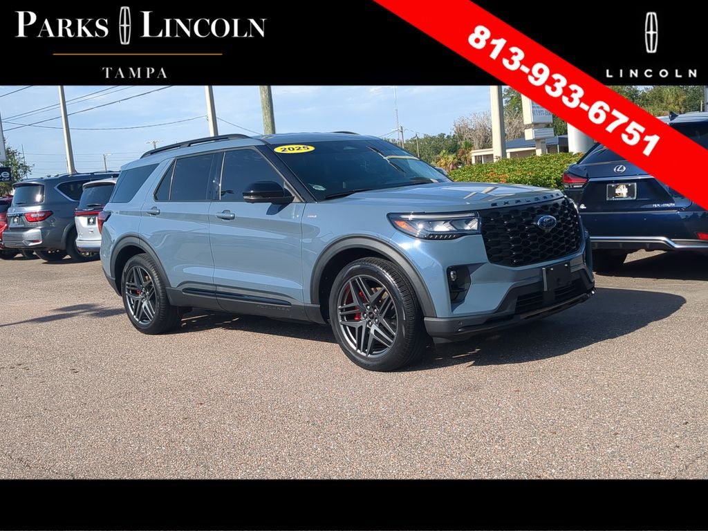 Used 2025 Ford Explorer ST-Line w/ Premium Package