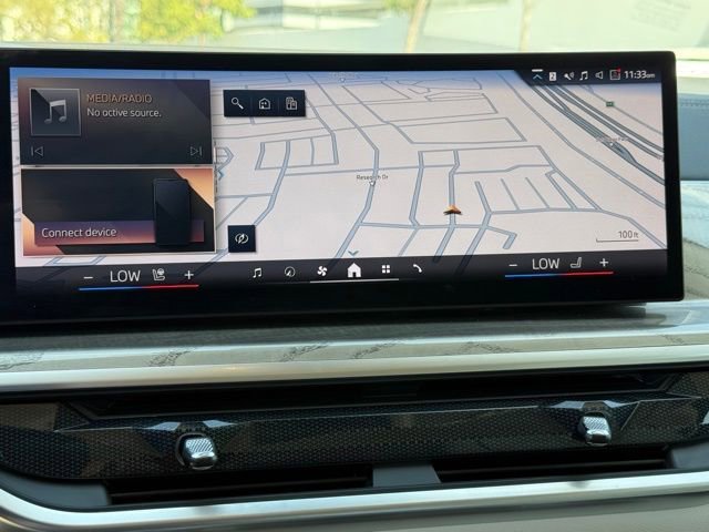 Certified 2024 BMW X7 xDrive40i image 29