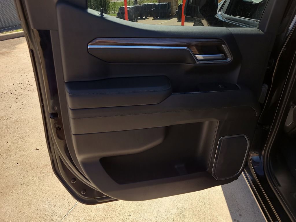 Used 2024 Chevrolet Silverado 1500 RST image 13