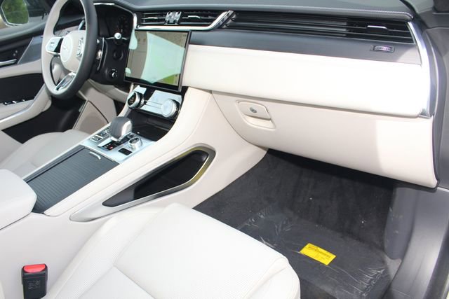 New 2026 Jaguar F-PACE R-Dynamic S image 24