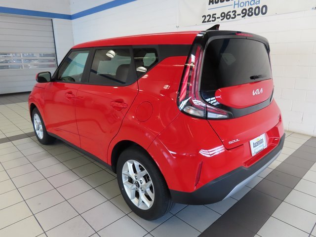 Used 2024 Kia Soul LX w/ Option Group 015 image 11