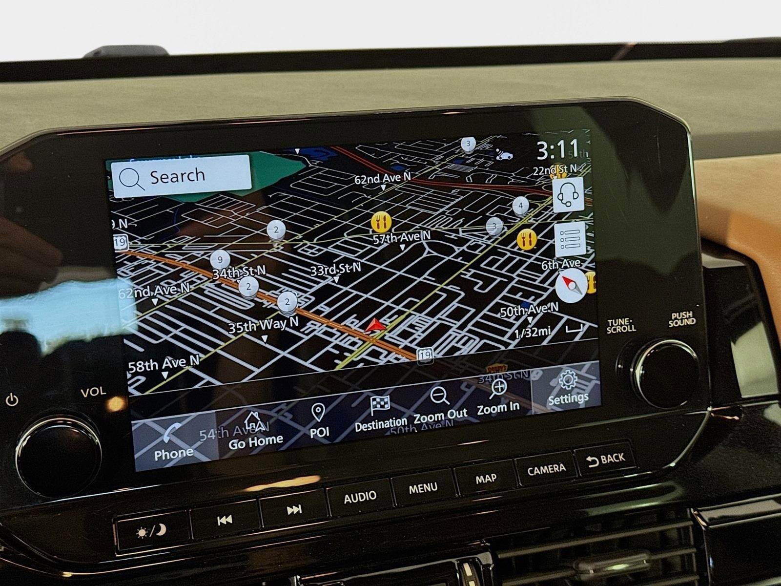 Used 2023 Nissan Pathfinder Platinum image 17