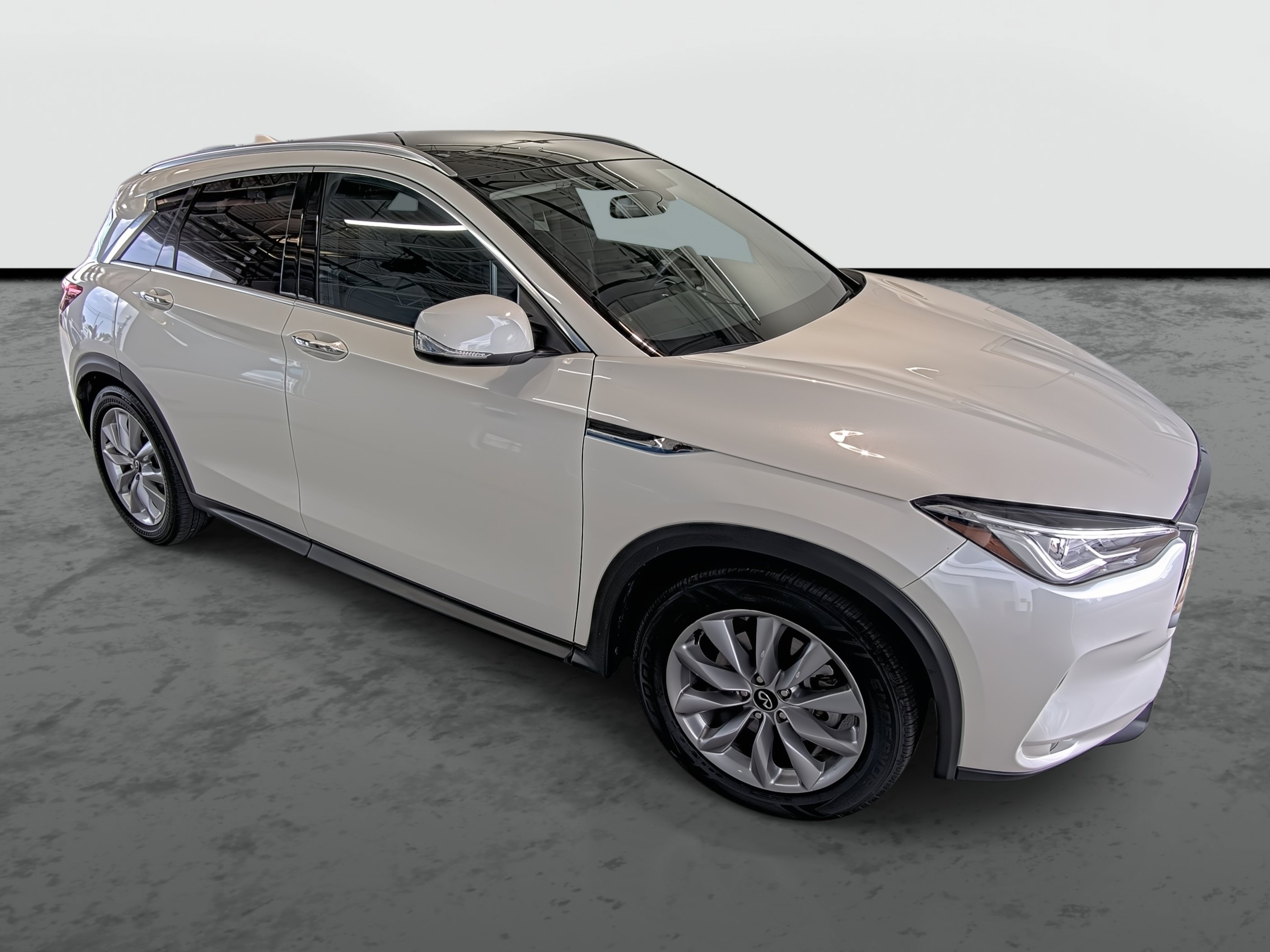 Used 2020 INFINITI QX50 Luxe AWD/4WD image 4