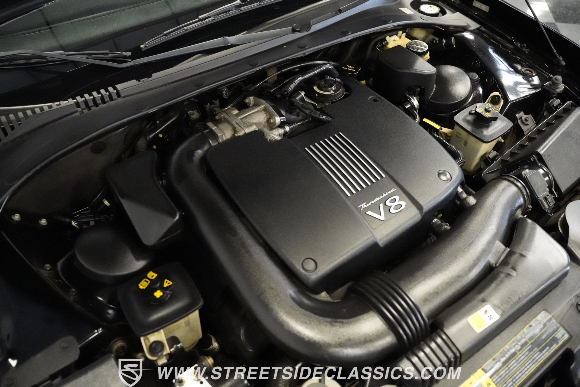 Used 2002 Ford Thunderbird image 20